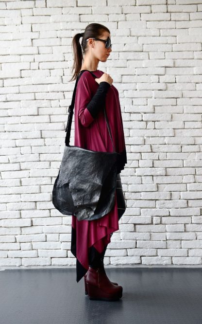 Dark style irregular cut crossbody bag - Image 4
