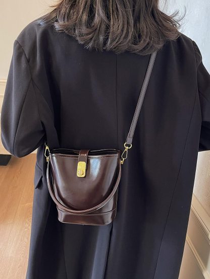 Exquisite patent leather bucket bag