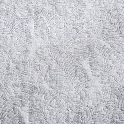 Light gray textured quilted bed cover three-piece set - Image 2
