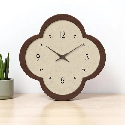 Creative four-leaf clover shape wall clock