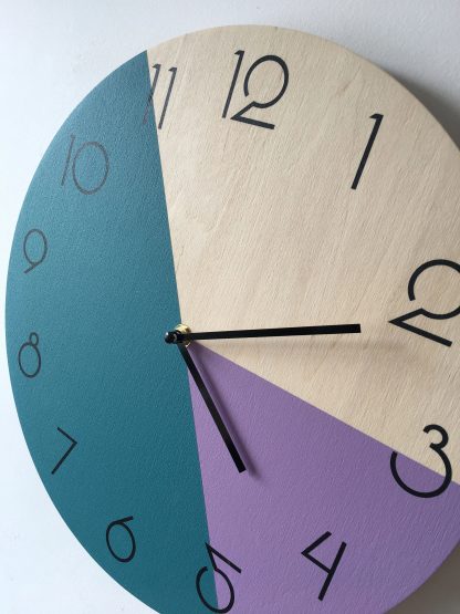 Color stitching wooden wall clock
