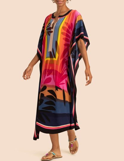 Artistic contrasting print robe dress