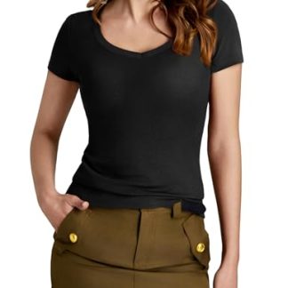 Simple U-neck short-sleeved slim-fit base top