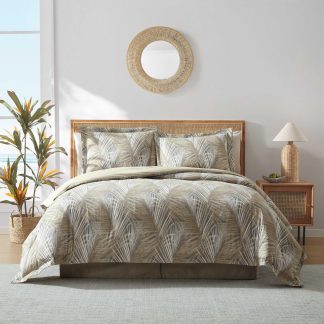 Palm Leaf Quilted Three-Piece Bedspread Set