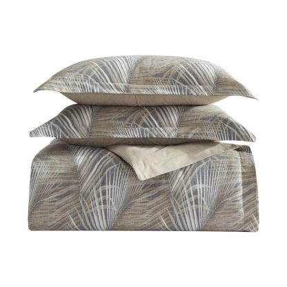 Palm Leaf Quilted Three-Piece Bedspread Set - Image 5