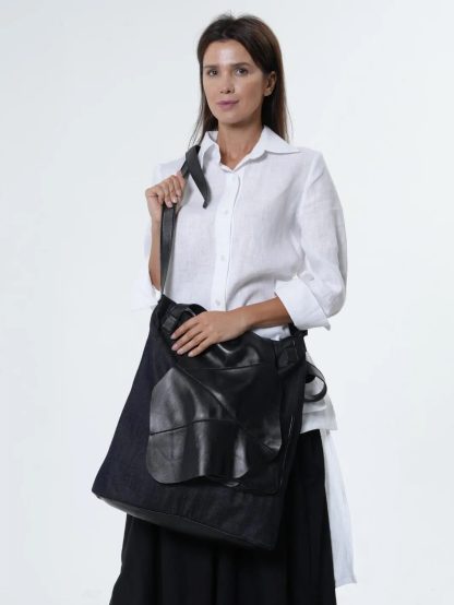 Trendy denim and leather tote bag - Image 4