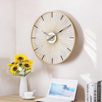 Light luxury metal wall clock - Image 5
