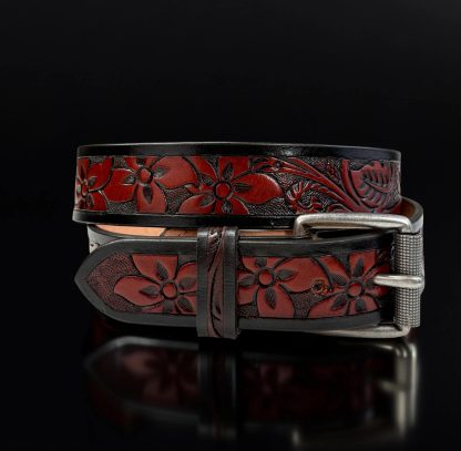 Black and red contrasting floral-carved belt - Image 7