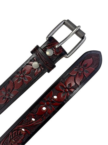 Black and red contrasting floral-carved belt - Image 3