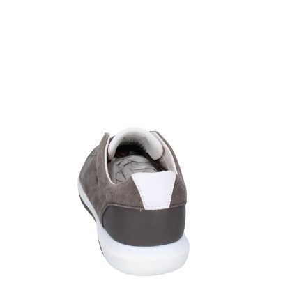 Men's grey suede lace-up sneakers - Image 4