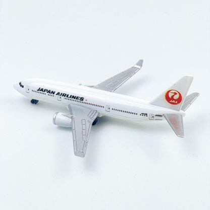 Japan Airlines aircraft model - Image 2