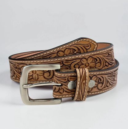 Comes with a vintage carved leather belt - Image 4