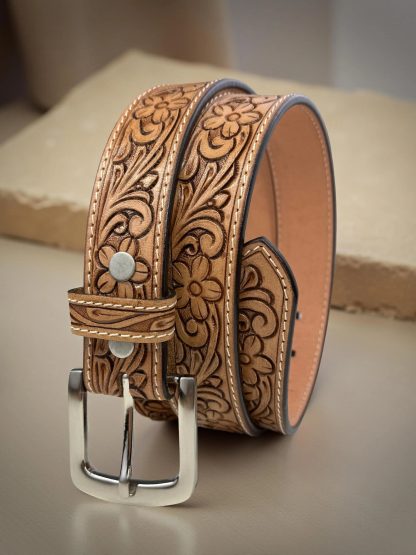 Comes with a vintage carved leather belt - Image 3