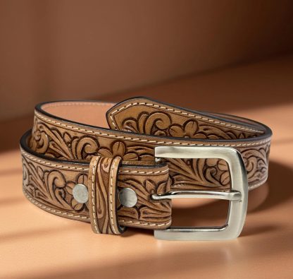 Comes with a vintage carved leather belt - Image 2
