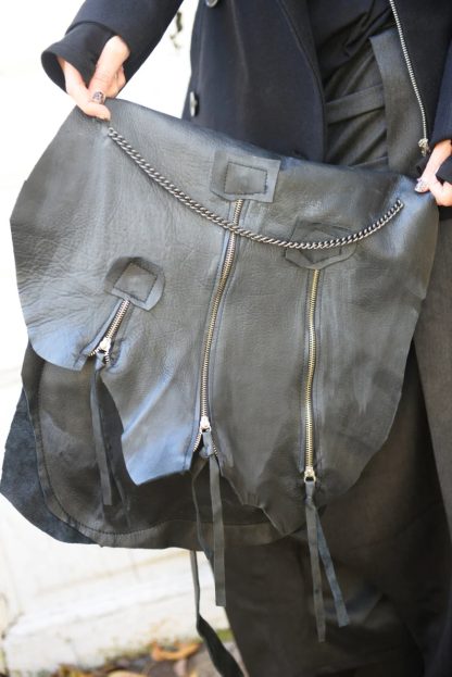 Dark style multi-zipper design shoulder bag - Image 6