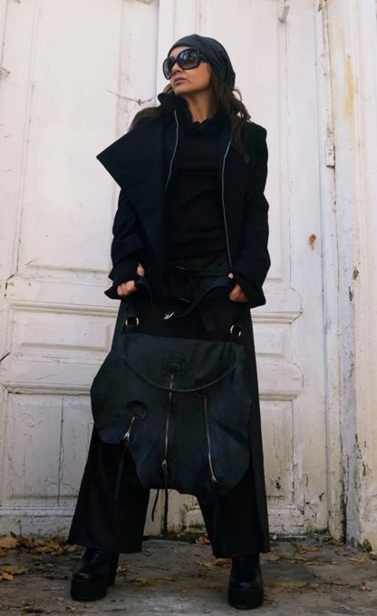 Dark style multi-zipper design shoulder bag - Image 5