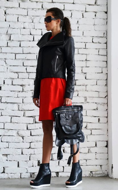 Dark leather backpack - Image 6