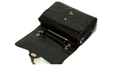 Diamond-patterned black and gold chain bag - Image 5