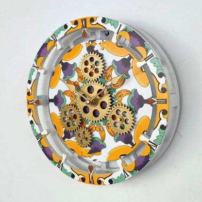 Elegant Art Gear Table Clock - Image 2