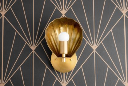 Retro shell-shaped metal wall lamp - Image 3