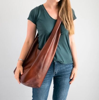 Handmade leather hobo bag - Image 5