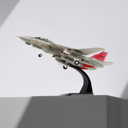 F-14 Tomcat fighter model - Image 4