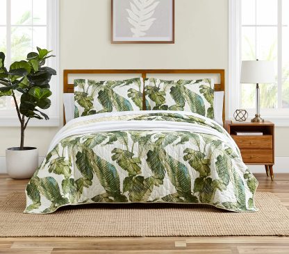 Tropical Green Leaf Print Three-Piece Bedspread Set