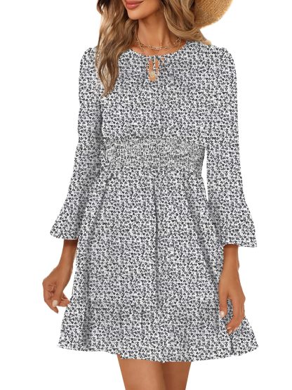 French floral dress with waist and flared sleeves - Image 3