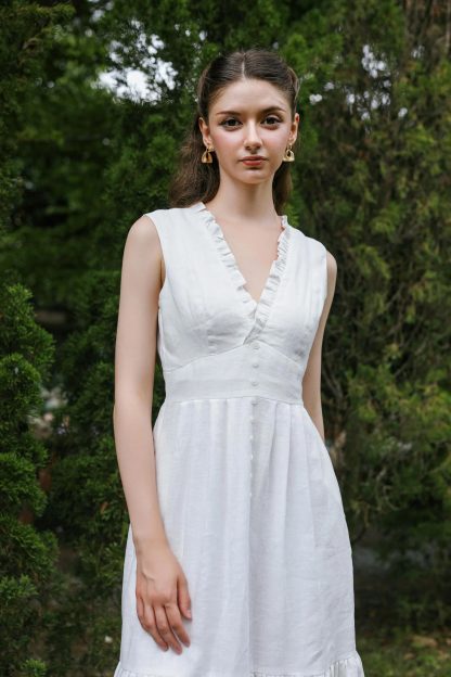 French sleeveless V-neck linen white dress - Image 2