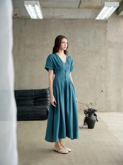 French Fine Linen V-Neck Dress - Image 4