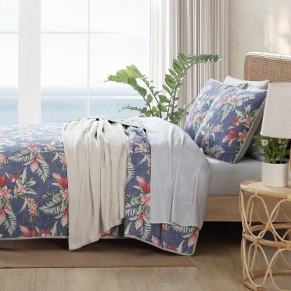 Blue Tropical Floral Quilted Three-Piece Bed Cover Set - Image 7