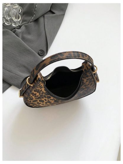 Leopard print hobo underarm bag - Image 5