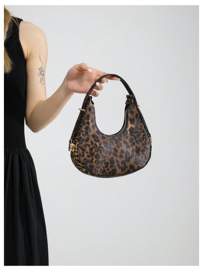 Leopard print hobo underarm bag - Image 3
