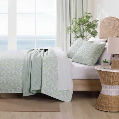 Light green leaf pattern quilted three-piece bed cover set - Image 7