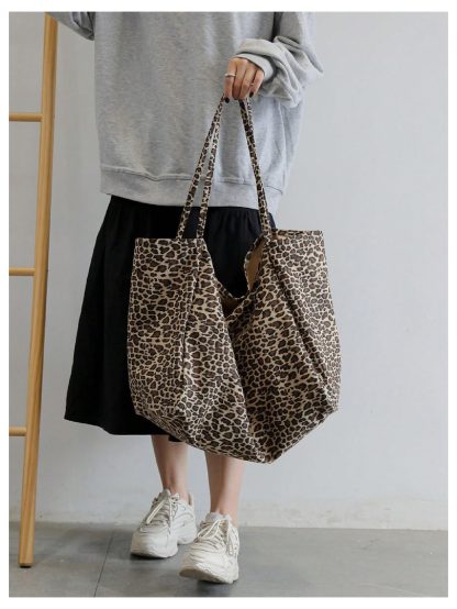 Leopard print oversized tote bag - Image 4