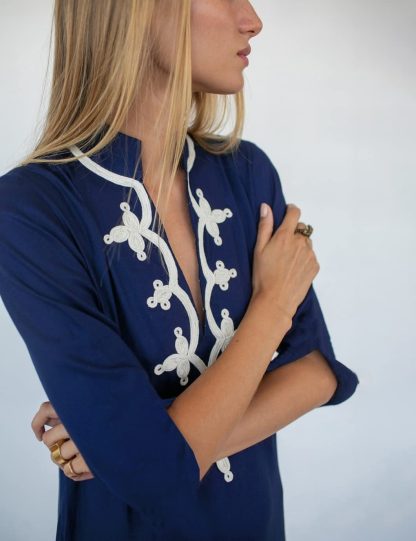 Embroidered long gown dress - Image 3
