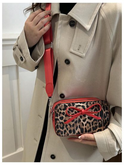 Sweet leopard print bow crossbody bag