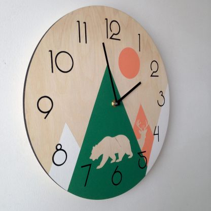 Forest theme contrasting wooden wall clock - Image 5