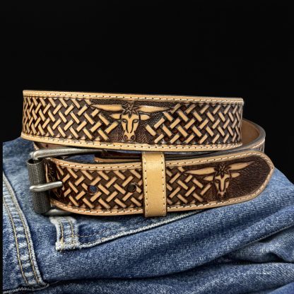Woven bull head-carved belt