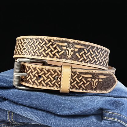 Woven bull head-carved belt - Image 2