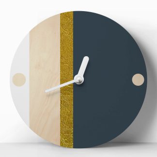 Simple design wall clock