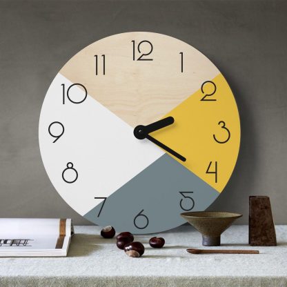 Four-color wooden wall clock - Image 3