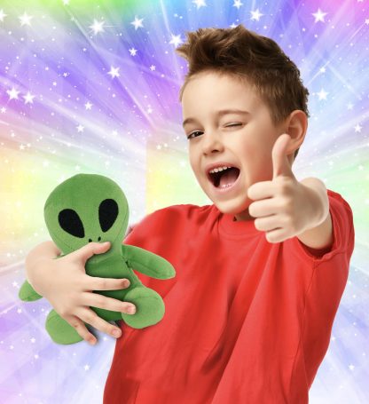 Cute green alien plush toy - Image 3