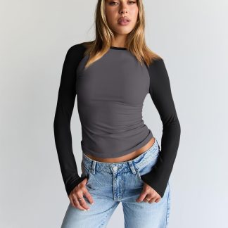 Women's Colorblock Raglan Long Sleeve Top