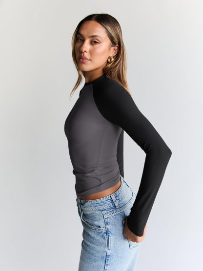 Women's Colorblock Raglan Long Sleeve Top - Image 3