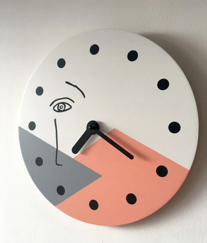Artistic geometric abstract human face wall clock - Image 4