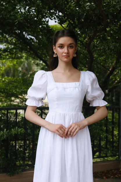 French square neck puff sleeve white dress - Image 2