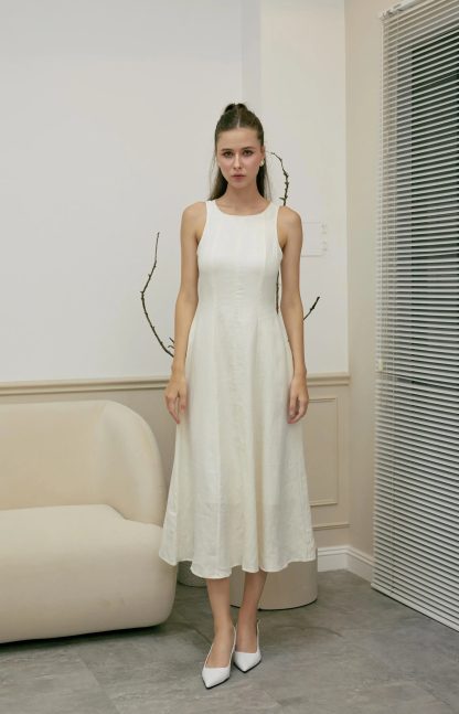 Minimalist sleeveless waist dress - Image 6
