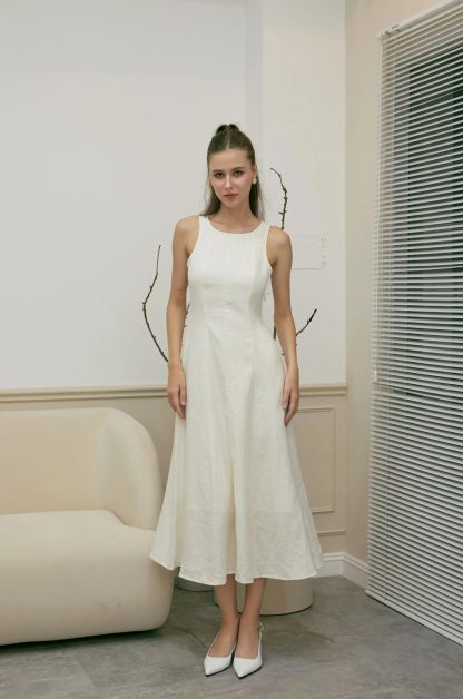 Minimalist sleeveless waist dress - Image 3
