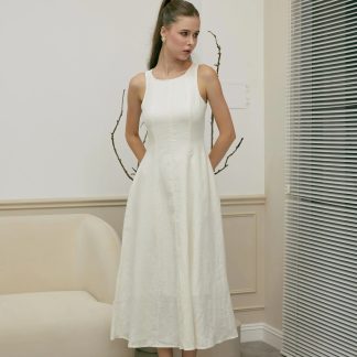 Minimalist sleeveless waist dress